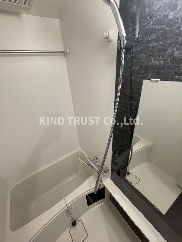 バス・シャワールーム　ゆったり過ごせるお風呂です