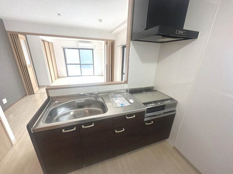 キッチン　オール電化のシステムキッチン