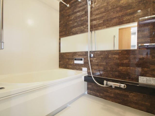 バス・シャワールーム　お風呂です