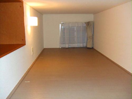 収納　ロフト　収納