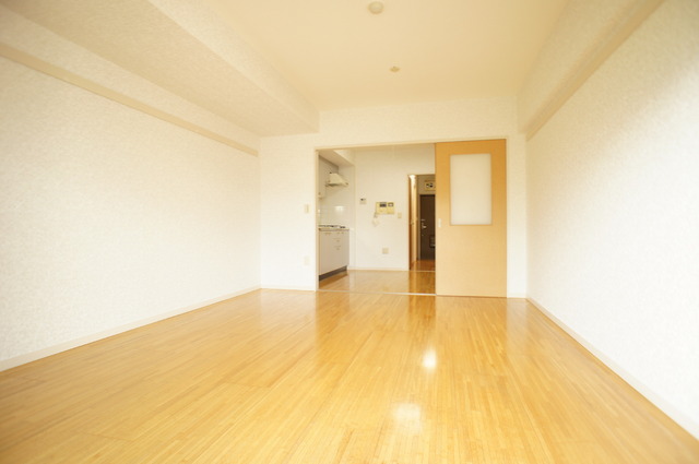 その他部屋・スペース　洋室は約１０帖あります