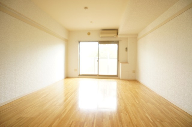 居室・リビング　お２人入居も可能です。