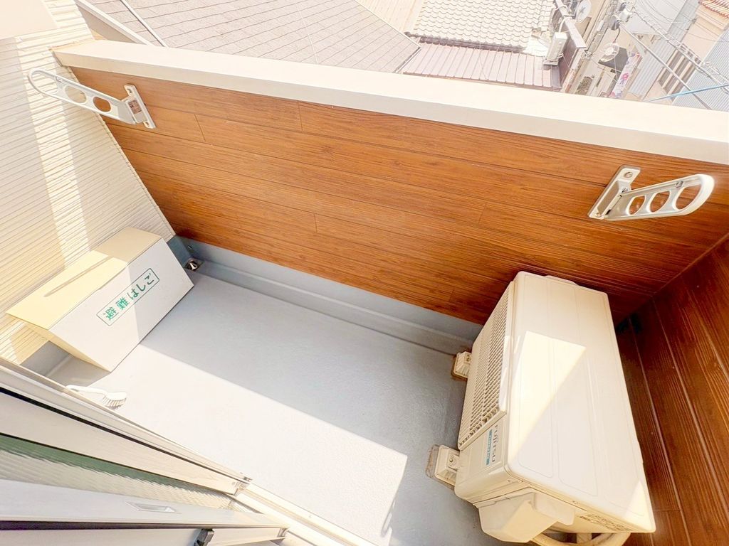 バルコニー　バルコニー