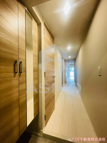 玄関　同マンション別部屋　参考写真