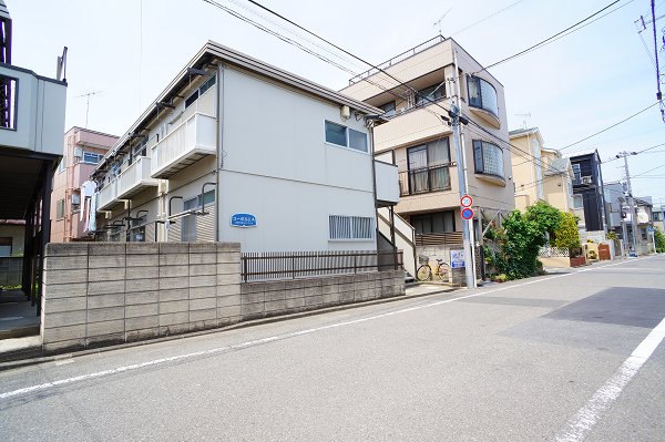 建物外観　積水ハウス施工のシャーメゾン