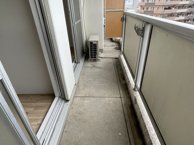 バルコニー　バルコニーがあります