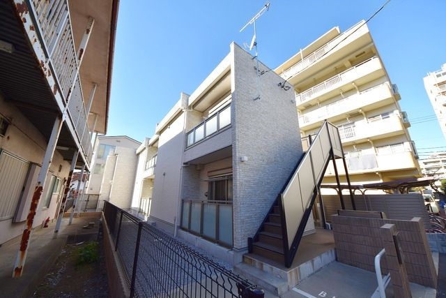 建物外観　★外観★