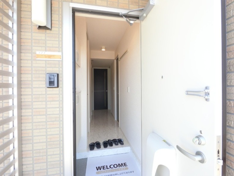 玄関　図面と現状に相違がある場合には現状を優先