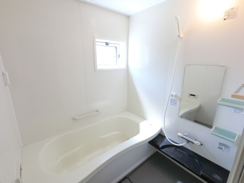 バス・シャワールーム　図面と現状に相違がある場合には現状を優先