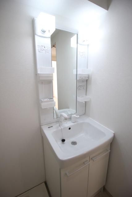 洗面設備　嬉しい独立洗面台