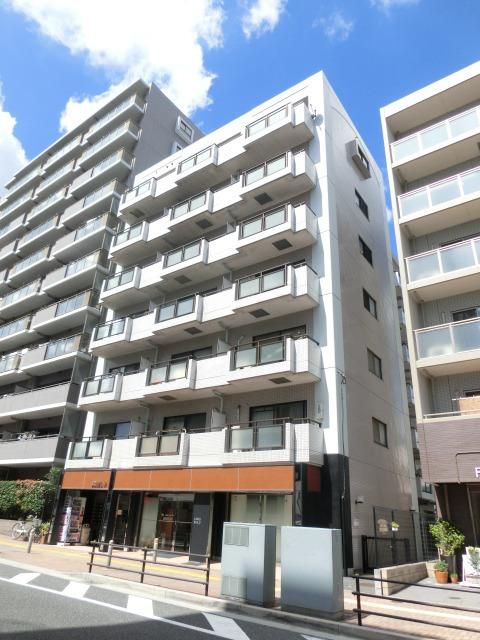 建物外観　周辺施設も充実