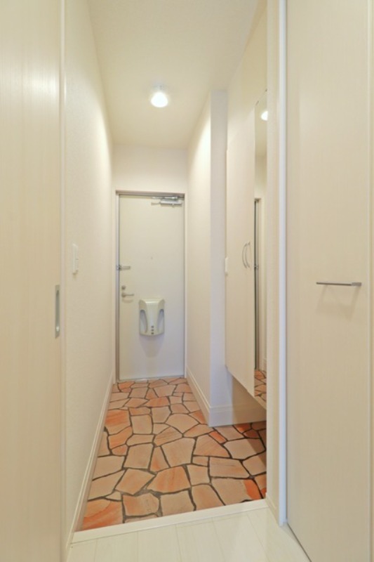 玄関　図面と現状に相違がある場合には現状を優先