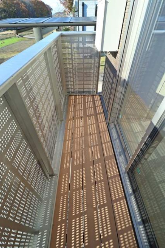 バルコニー　図面と現状に相違がある場合には現状を優先