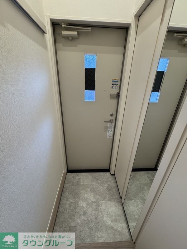 玄関　★お部屋探しは株式会社タウンハウジング東京まで★