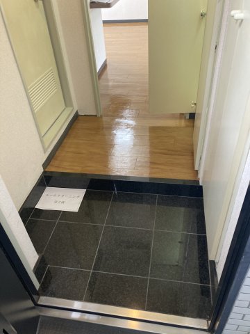 玄関　シューズボックス付の玄関