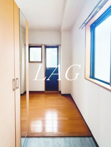 玄関　玄関です。