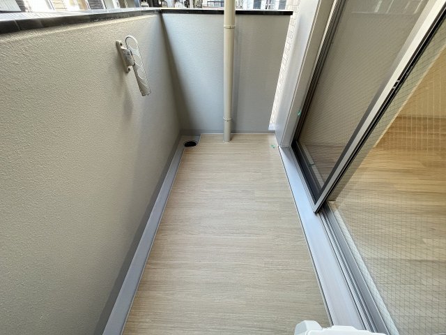 バルコニー　外からの目が気にならないバルコニーで洗濯物が干せます