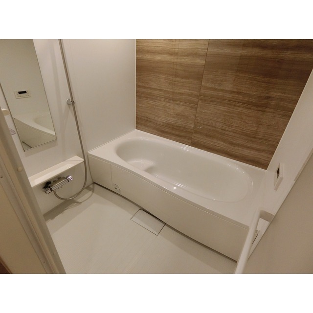 バス・シャワールーム　追い焚き機能付き