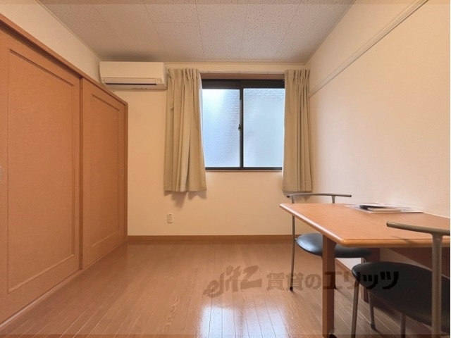 居室・リビング　洋室