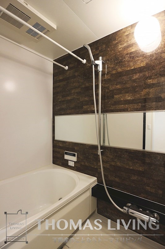 バス・シャワールーム　ほかのお部屋の写真を使用しています。参考にしてください。