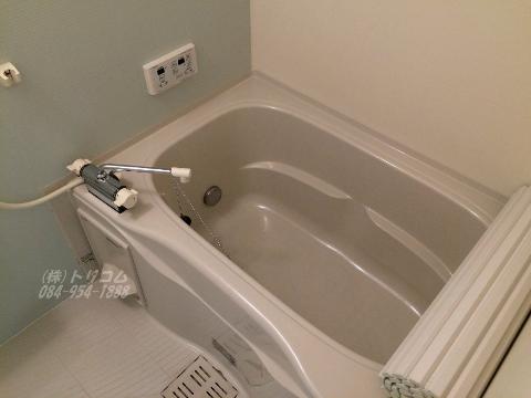 バス・シャワールーム　追焚と乾燥機能完備