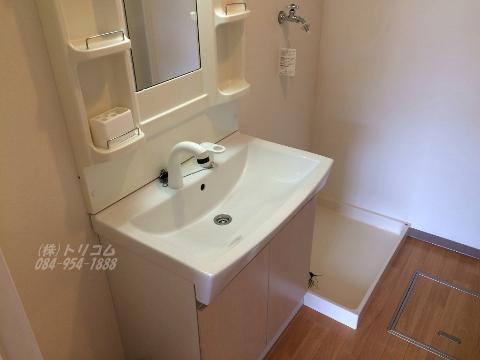 洗面設備　洗髪洗面化粧台