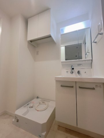 洗面設備　広い洗面スペース