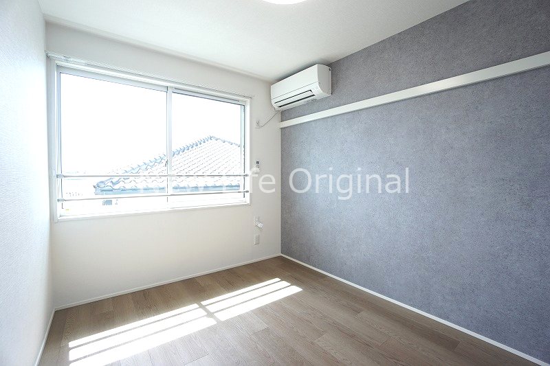 その他部屋・スペース　アクセントクロスが特徴の洋室です☆