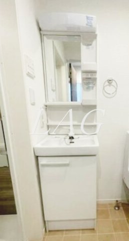 洗面設備　独立洗面台です。