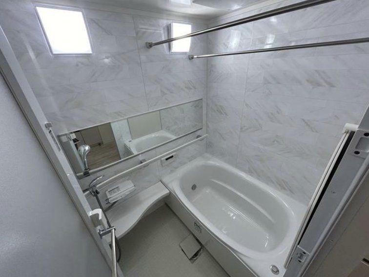 バス・シャワールーム　バス