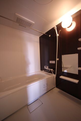 バス・シャワールーム　日々の疲れを癒すお風呂付です
