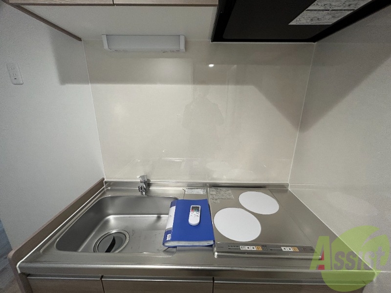 キッチン　２口ＩＨコンロのついたシステムキッチンです。