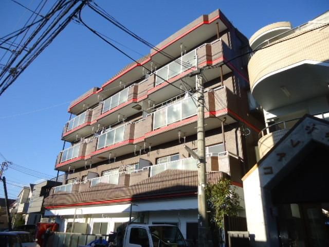 建物外観　★コンビニ400ｍスーパー700ｍ！設備充実★