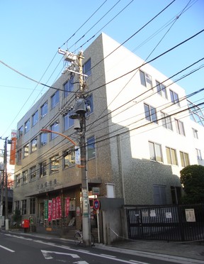 郵便局　向島郵便局（郵便局）まで703m