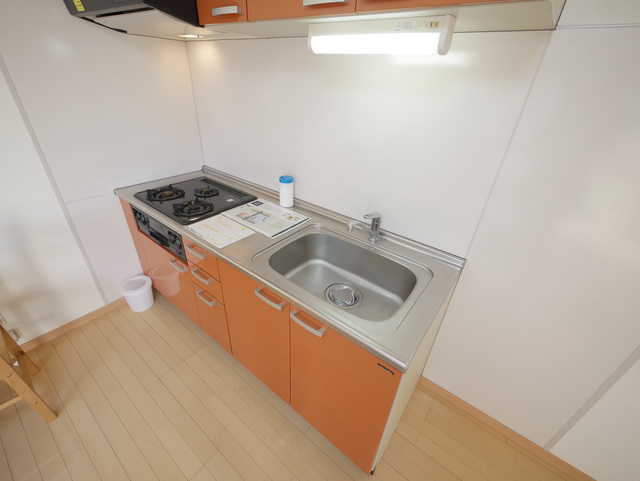 キッチン　★３口コンロ付システムキッチンです★