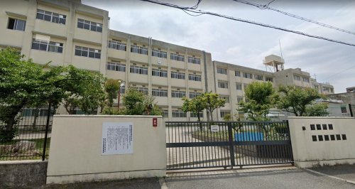 中学校　豊中市立第十五中学校（中学校）まで885m