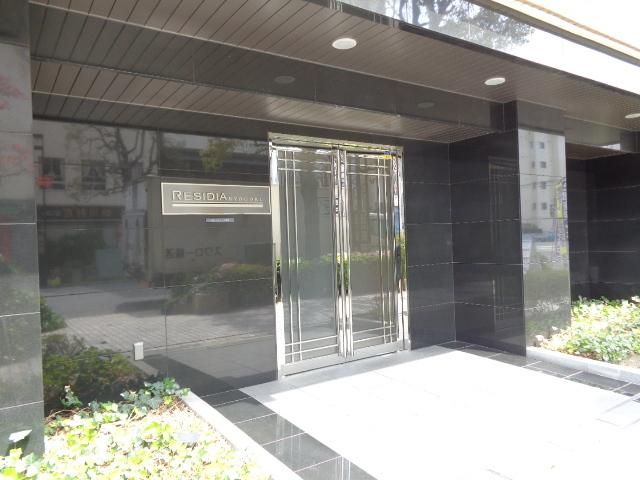 エントランス　エントランス