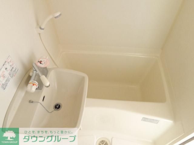 バス・シャワールーム　バスルーム・洗面台