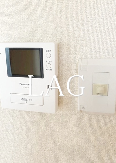 セキュリティ　TVモニター付インターホンです。