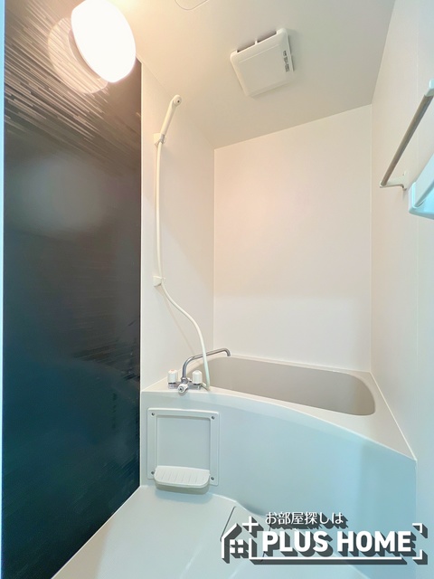 バス・シャワールーム　類似写真