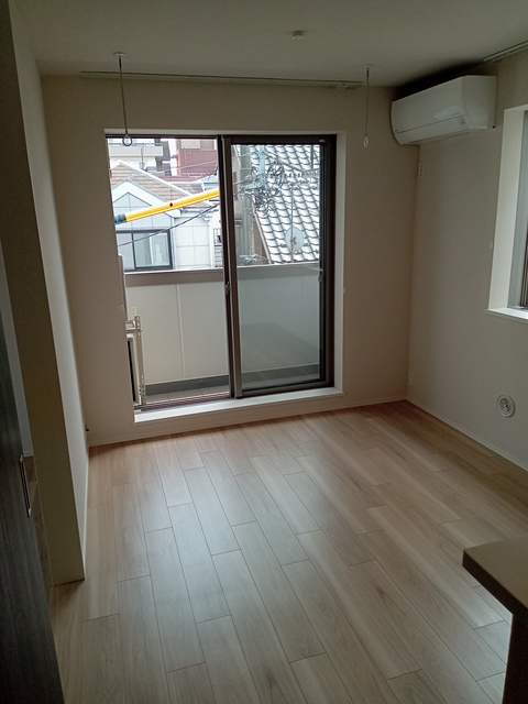 居室・リビング　★明るいフローリングのお部屋です★