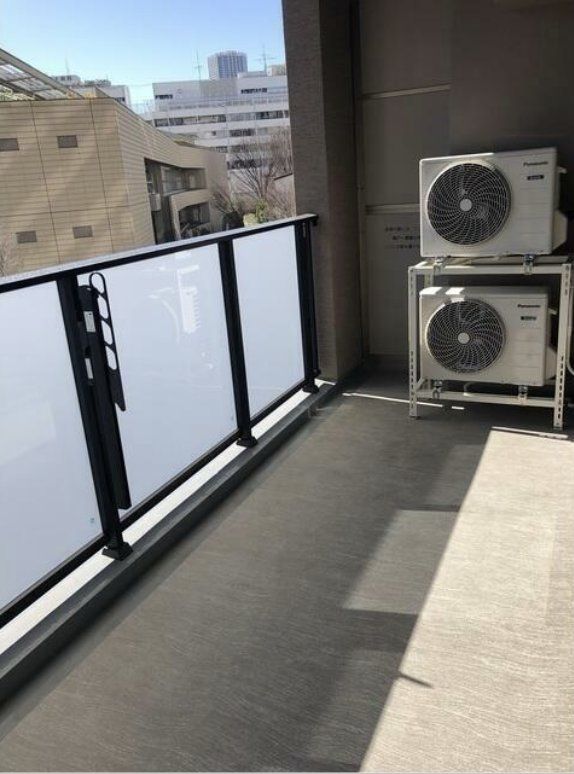 バルコニー　バルコニー