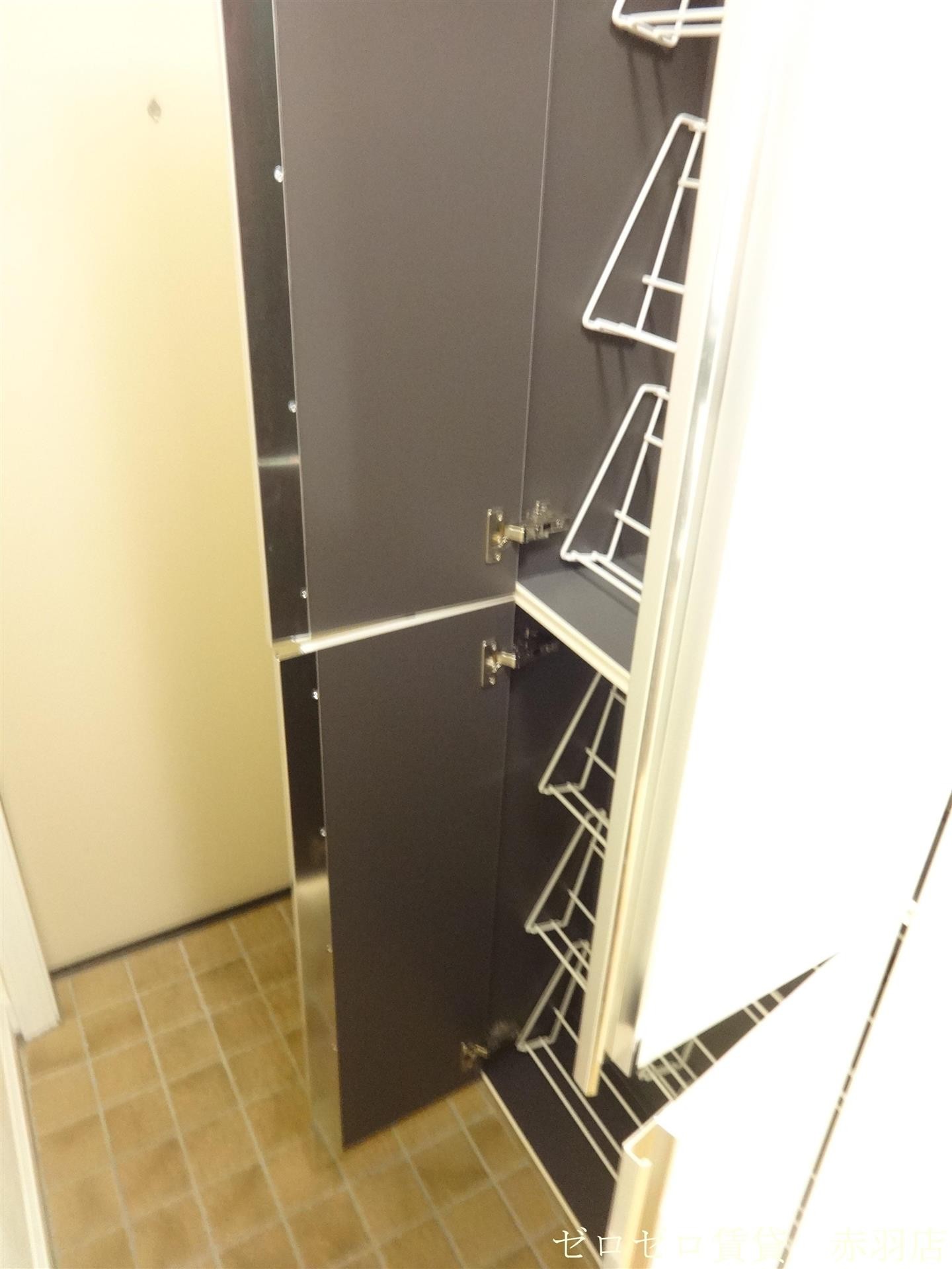 玄関　※202号室　参照写真