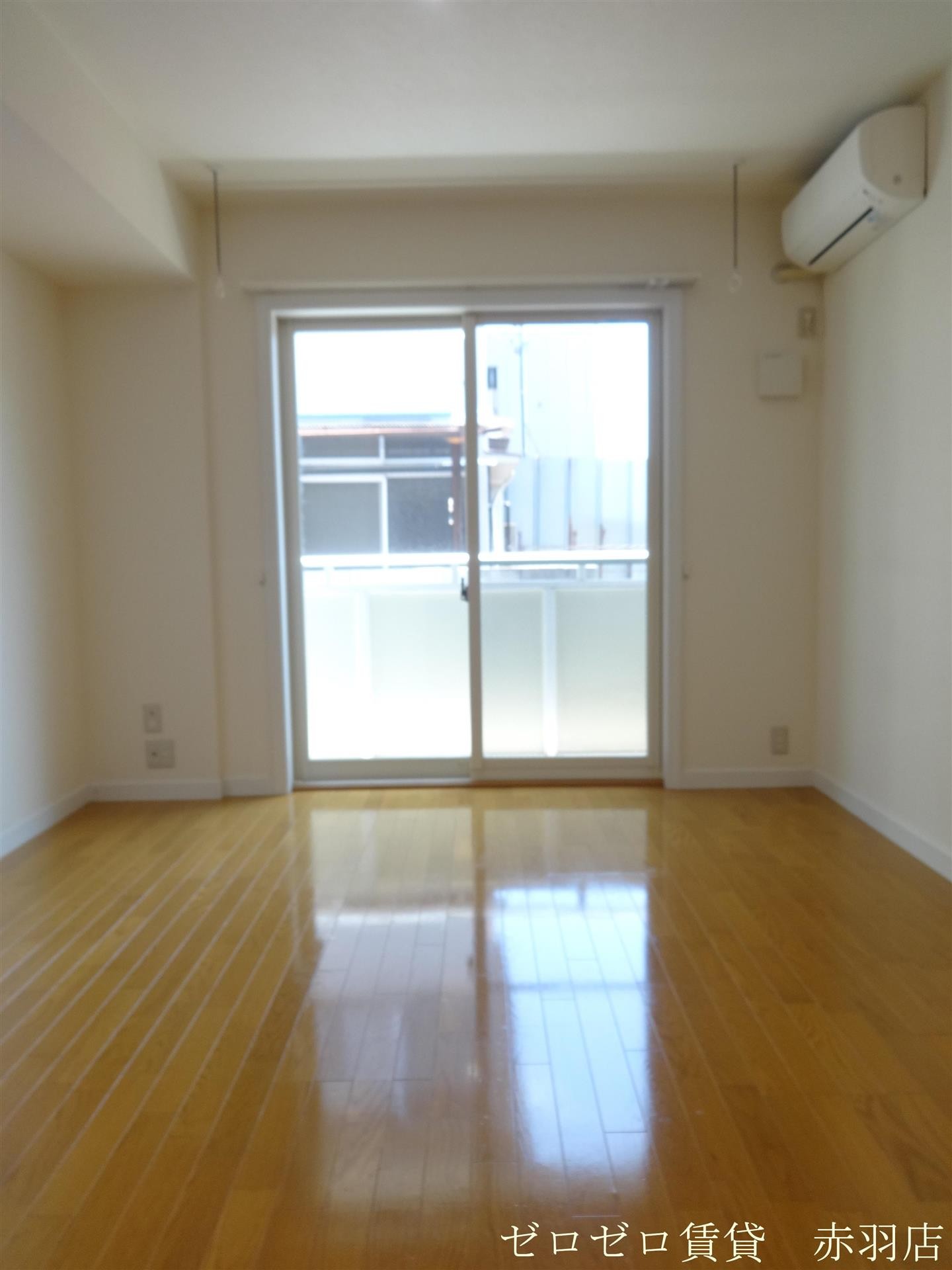 居室・リビング　※202号室　参照写真