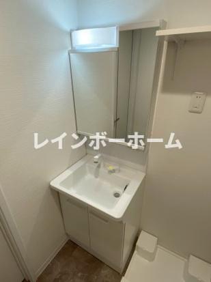 洗面設備　洗面所です