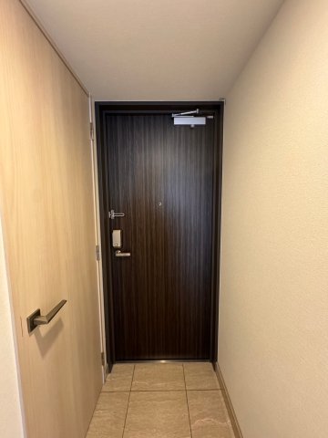 玄関　収納もある玄関です