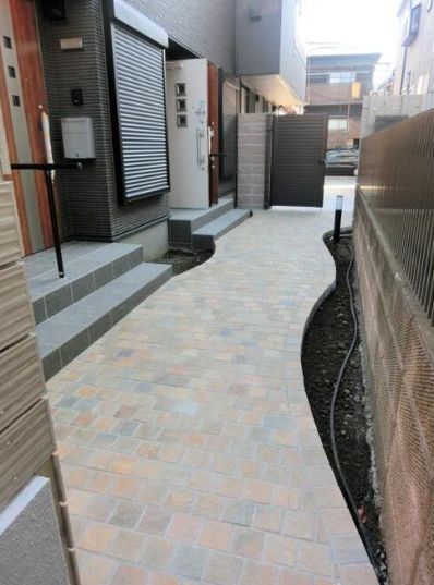 エントランス　エントランス