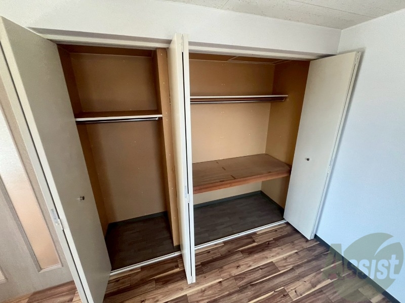 収納　クローゼットがありました。お洋服や荷物はここへ