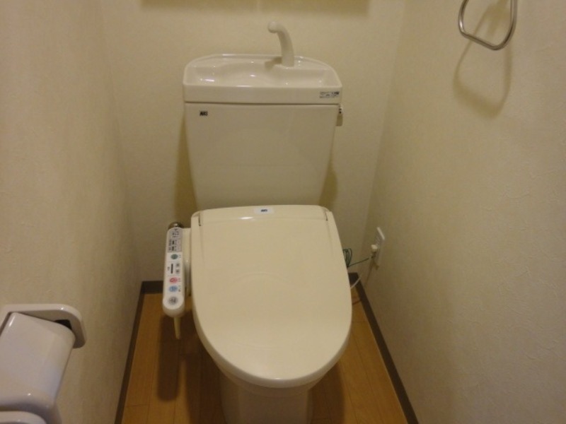トイレ　図面と現状に相違がある場合には現状を優先