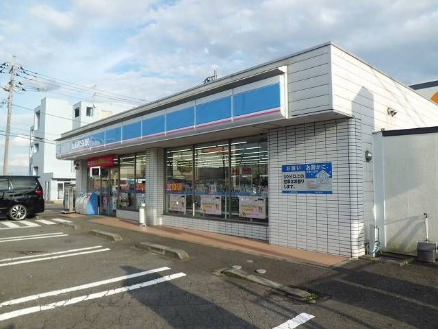 コンビニ　ローソン（コンビニ）まで74m